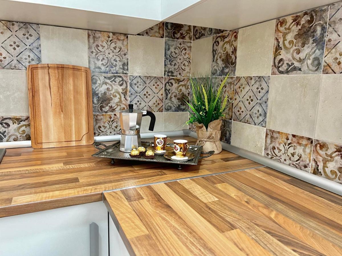 Apartment Near The Bio Parc Valenza Esterno foto
